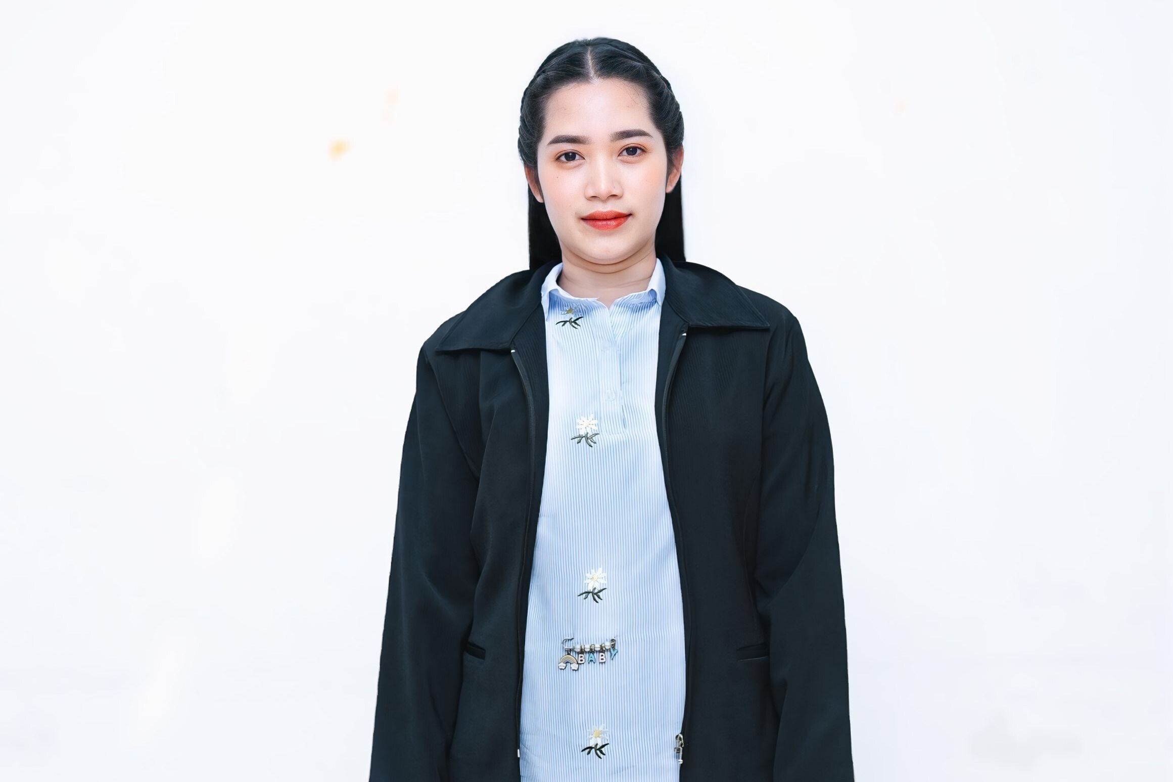 นางสาวอัชฌิมา หอมหวล