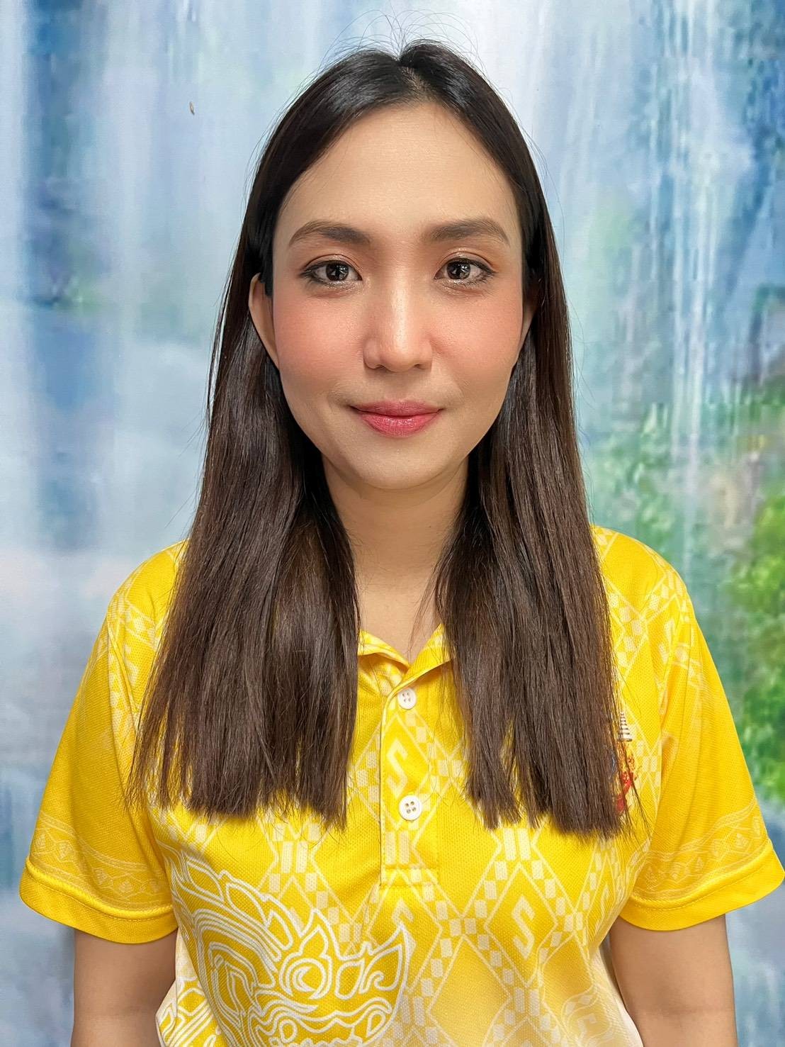 นางสาวมีนมิกา ช่องลมกรด